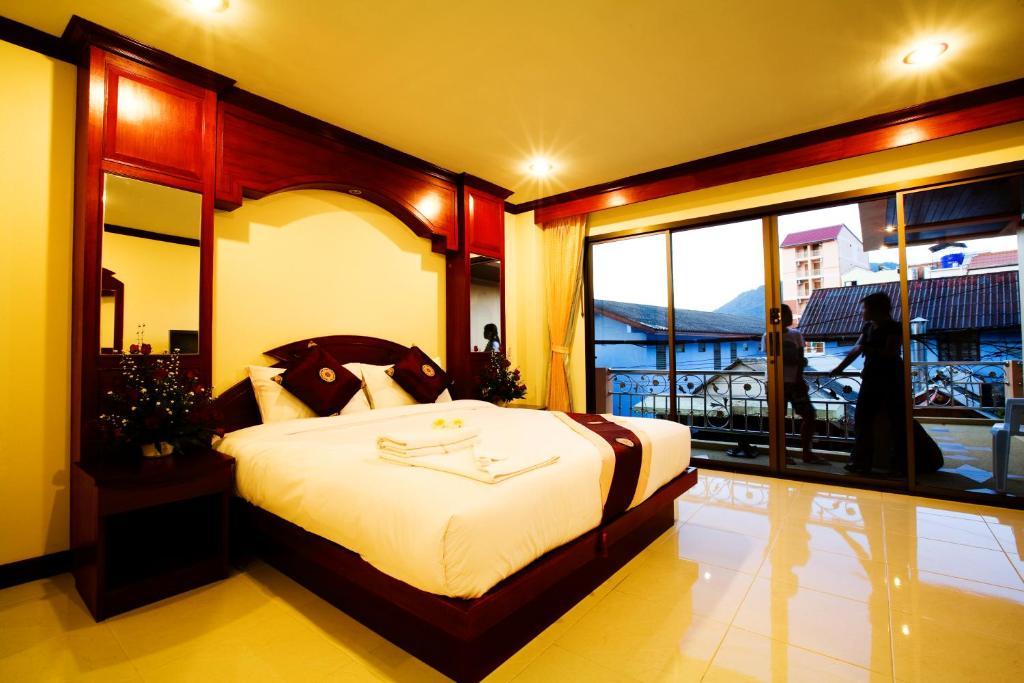Baan Sudarat Hotel Phuket Dış mekan fotoğraf